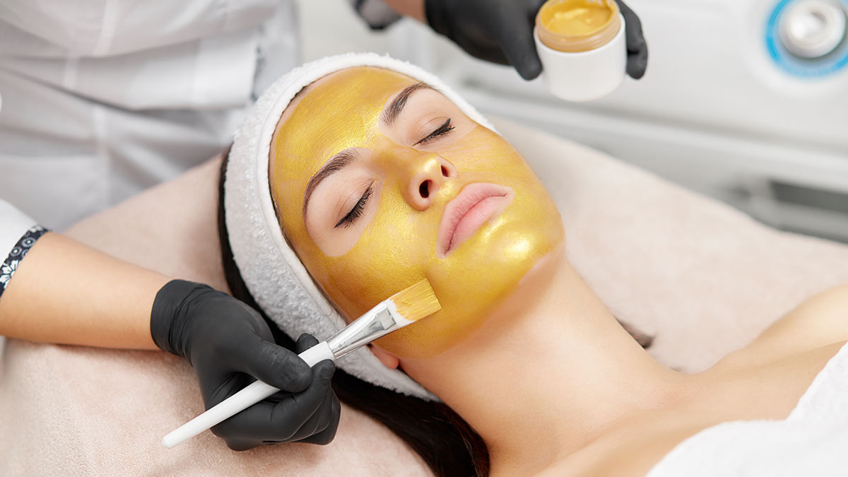 gold products facial with massage