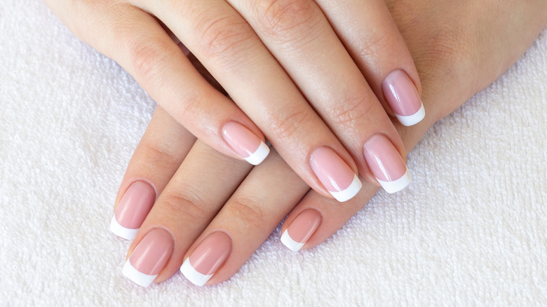 french  manicure