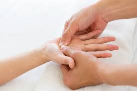 hands and legs massage