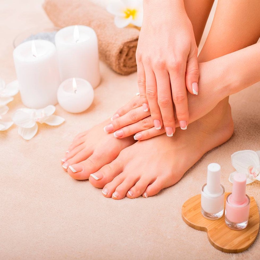 Nail extension with cleaning color, and design +Footnail cleaning with color and design