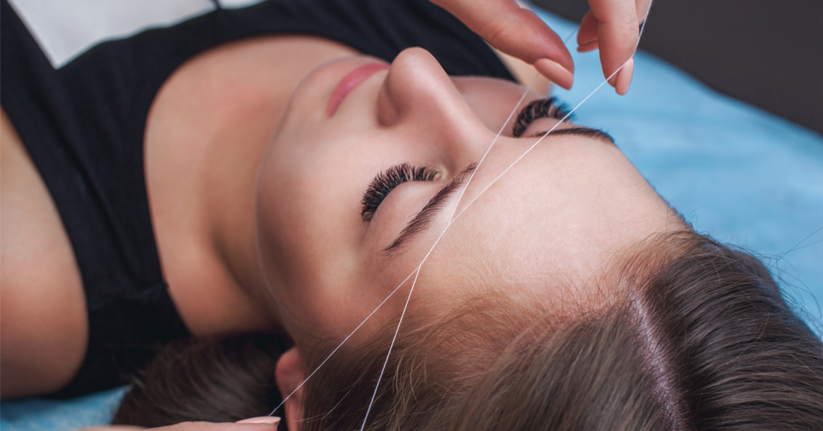 Trimming the ends of the hair