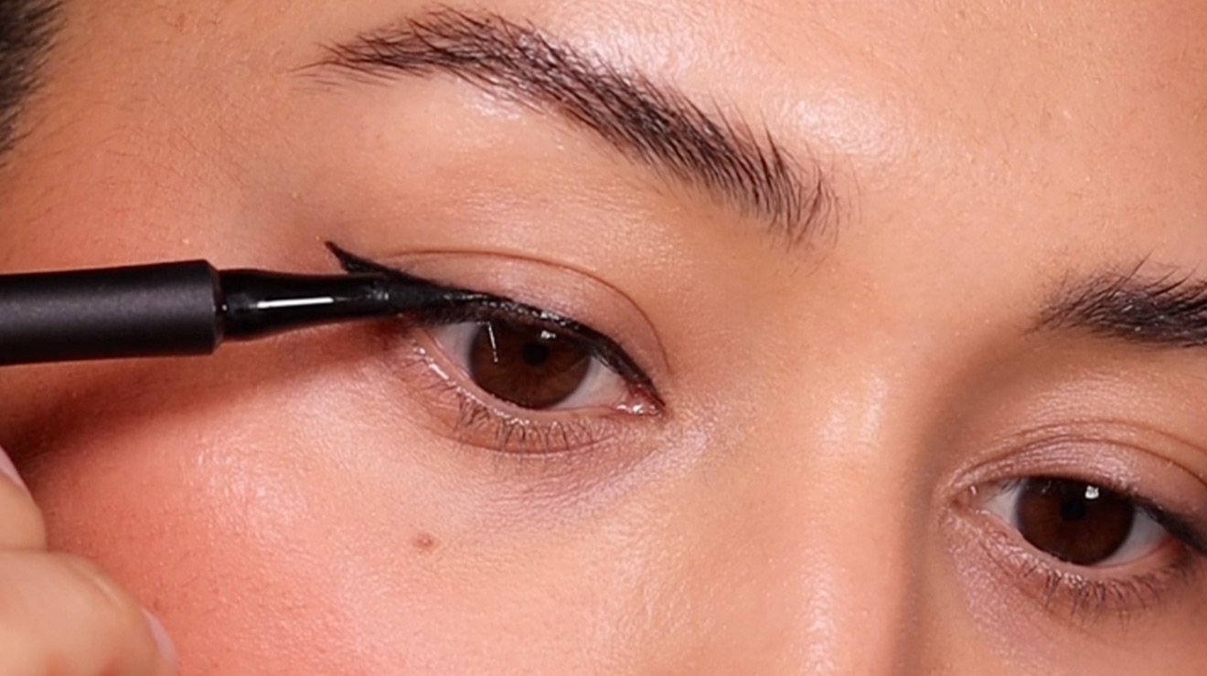 eyeliner