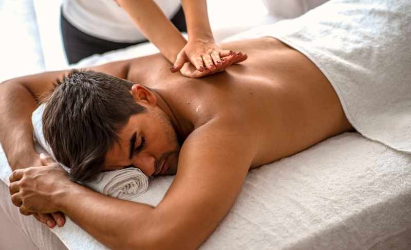 Full body Massage with hot stones